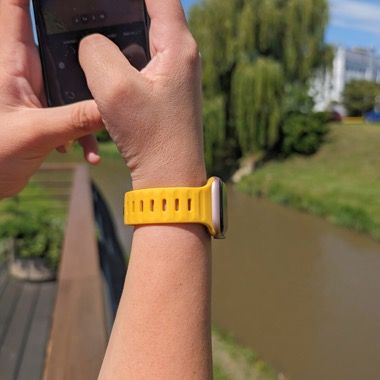 Curea silicon Bermek pentru Apple Watch 38/40/41 mm, quick release, galben 3