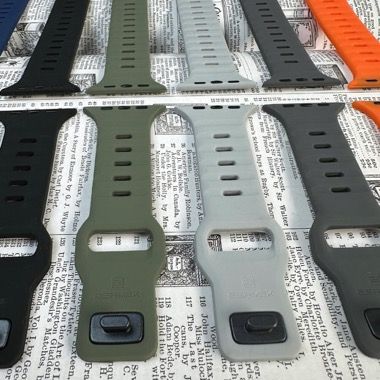 Curea silicon pentru Apple Watch 42 / 44 / 45 / 49 mm, seriile 3-9, SE si Ultra, gri inchis, Bermek 7