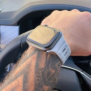 Curea silicon pentru Apple Watch 42 / 44 / 45 / 49 mm, seriile 3-9, SE si Ultra, gri deschis, Bermek 5