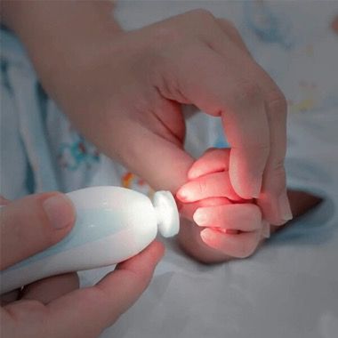 Pila electrica de unghii pentru bebelusi si copii, cu 6 capete si LED, roz 3
