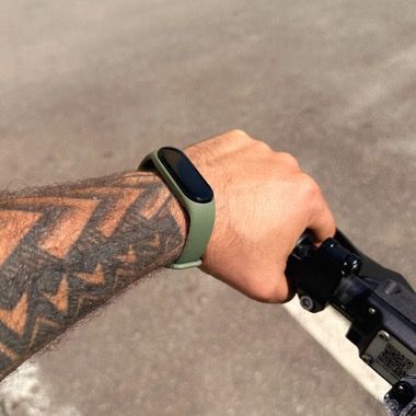 Set 2 curele silicon Bermek si folie 3D pentru Xiaomi Mi Band 4, negru si verde 4