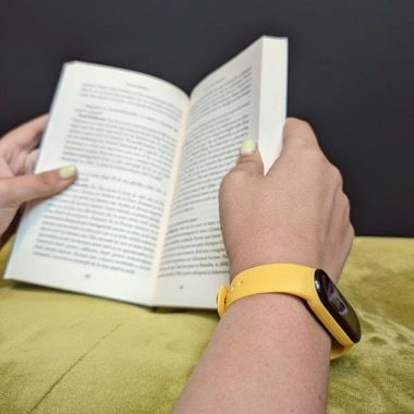 Set 2 curele silicon Bermek si folie 3D pentru Xiaomi Mi Band 5, galben si mov 7