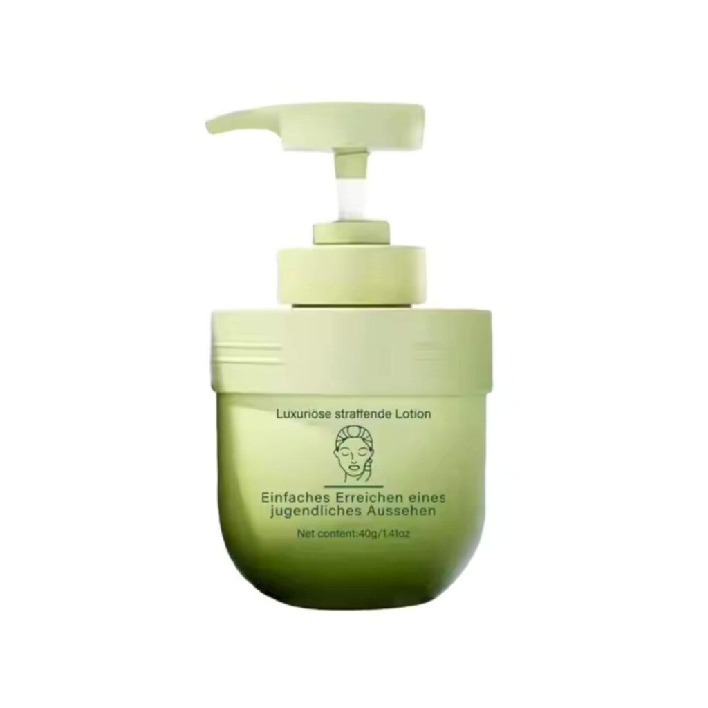 Aplicarea cremei anti-îmbătrânire cu stimulare de colagen