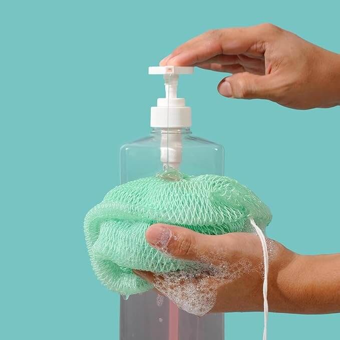 SPUMĂ CU EFECT DE CATIFELARE PENTRU O EXPERIENȚĂ RELAXANTĂ
