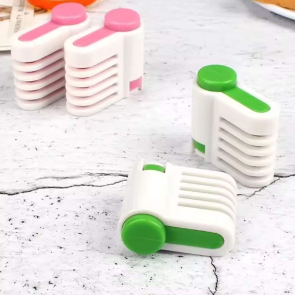 Set 4 Dispozitive pentru Taierea Blaturilor de Tort 2